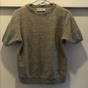 Entire World heather grey sweat top medium